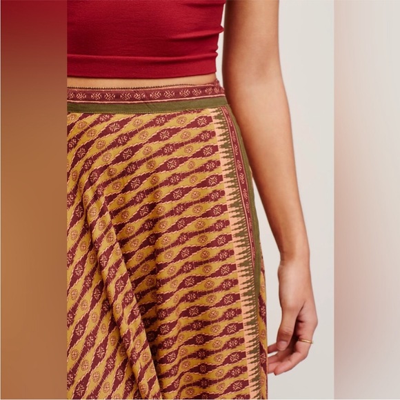 Free People Good 4 U Printed Wrap Midi Skirt Size 4 - Picture 4 of 8